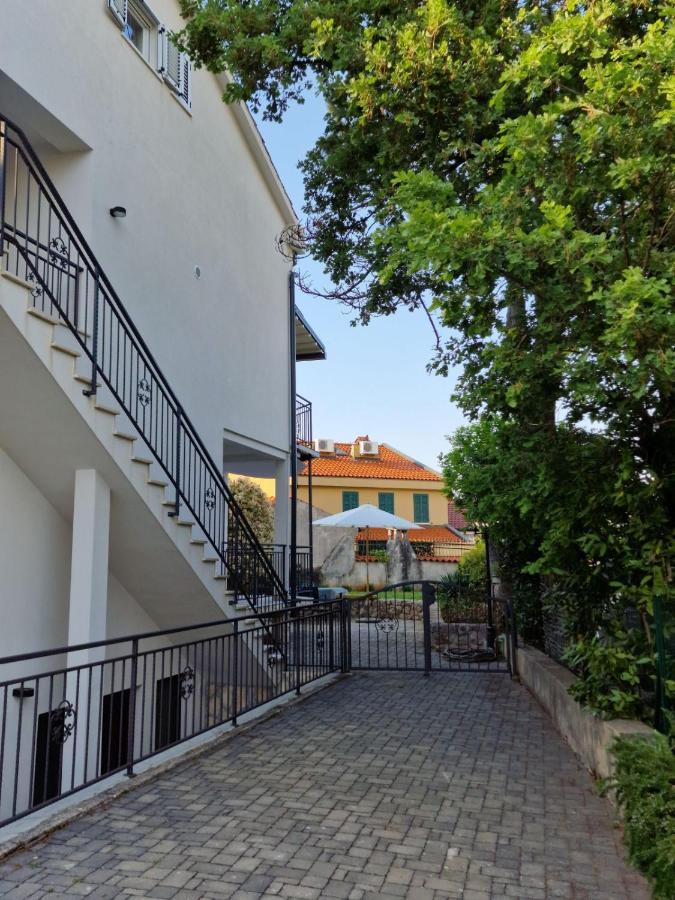 Anna24 Holidays Vantacici Exterior foto